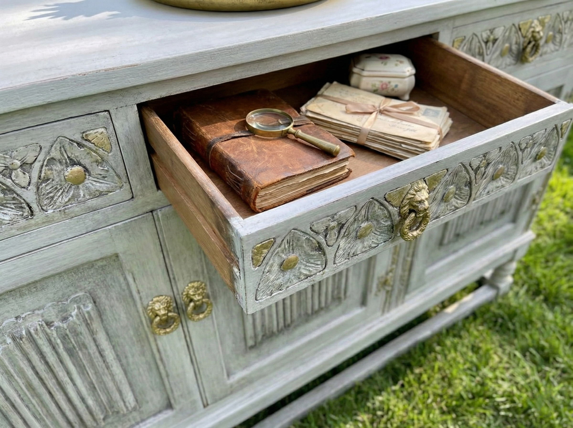 Handmade Rustic White Sideboard – Vintage Farmhouse Wooden Console & Buffet Cabinet